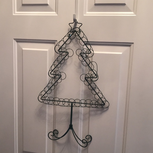 Green Wire Christmas Wreath or Picture Card Holder - Picture 9 of 10